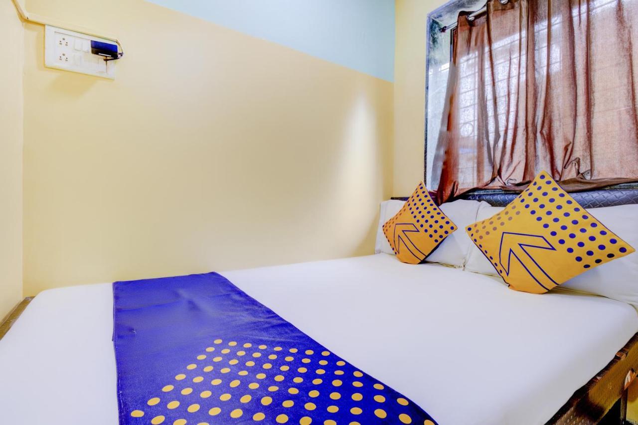 Oyo 70661 Hotel Al Makkah Managed By Hotel Paris Bombaim Exterior foto