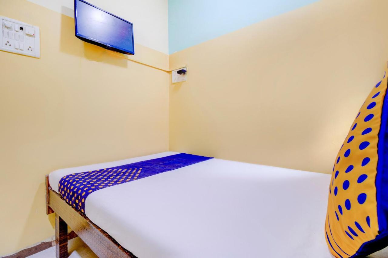 Oyo 70661 Hotel Al Makkah Managed By Hotel Paris Bombaim Exterior foto